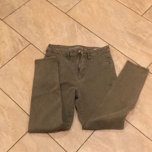 American Eagle sky high jegging